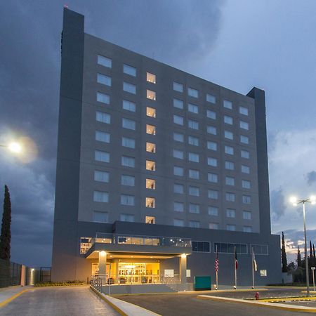 Fiesta Inn Suites Aeropuerto Del Bajio Silao Exteriér fotografie