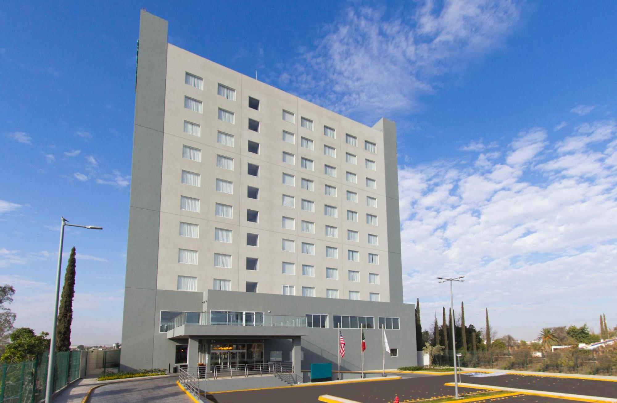 Fiesta Inn Suites Aeropuerto Del Bajio Silao Exteriér fotografie